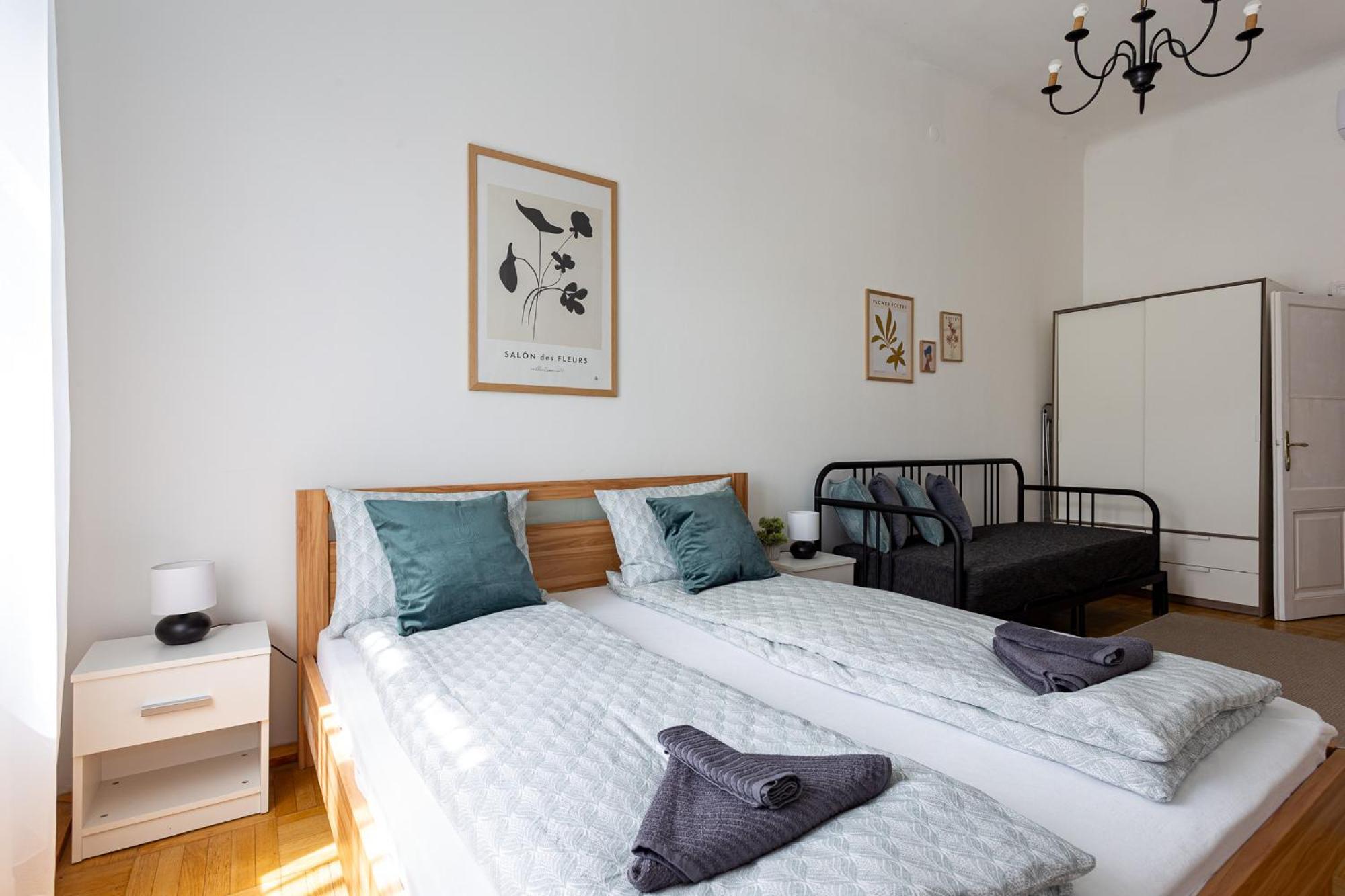 Urania Apartments — Fotók 1